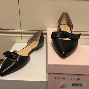 Ivanka Trump black flats